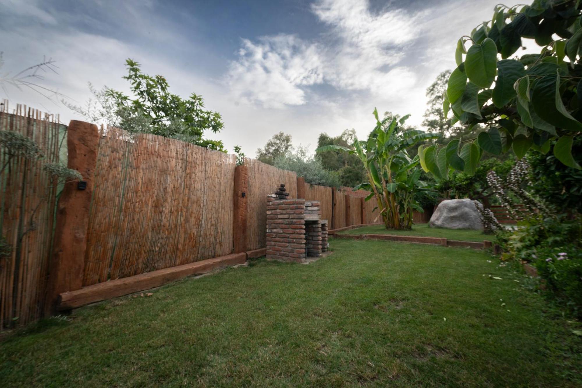 El Jardin Del Eden Villa Orgiva Bagian luar foto